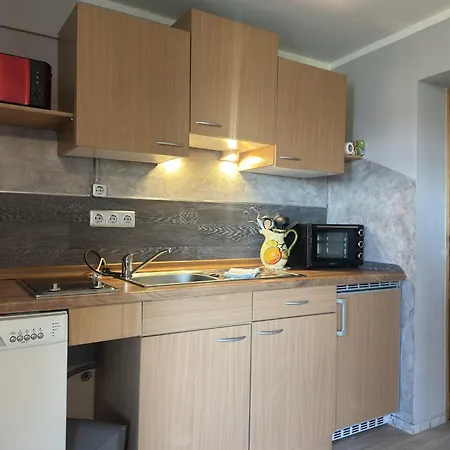 Mit Kamin In Sternberg