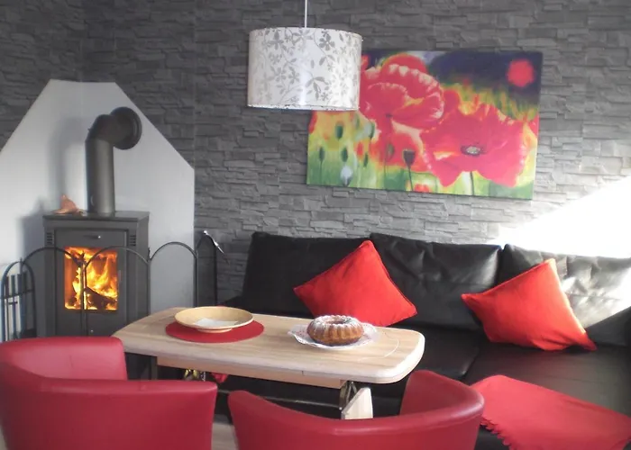 Mit Kamin In בית נופש