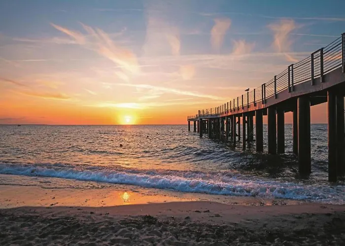 בית נופש Mit Kamin In *